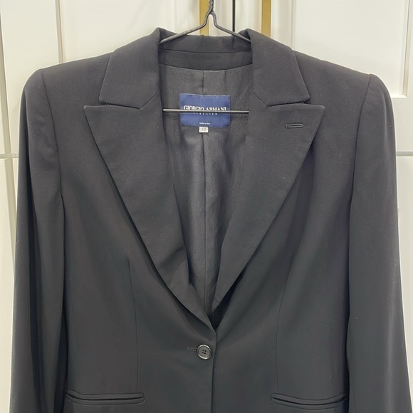Giorgio Armani Classico 100% Wool Black Blazer - Picture 2 of 11